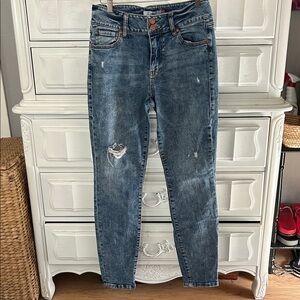 Stylish Blue Distressed Women CAbi Jeans